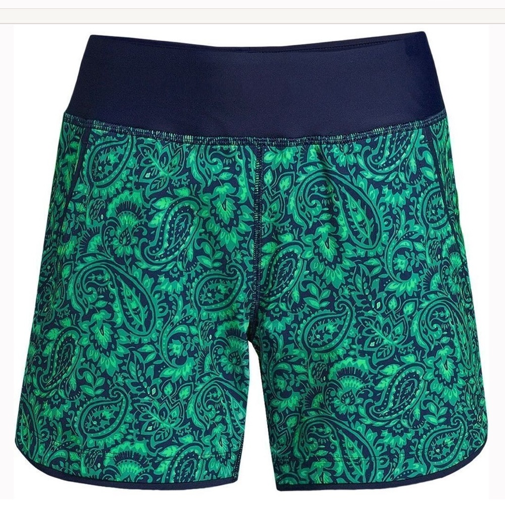 Lands’ End Paisley 5” Board Short with Panty